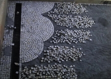 Мощение гранитной брусчатки